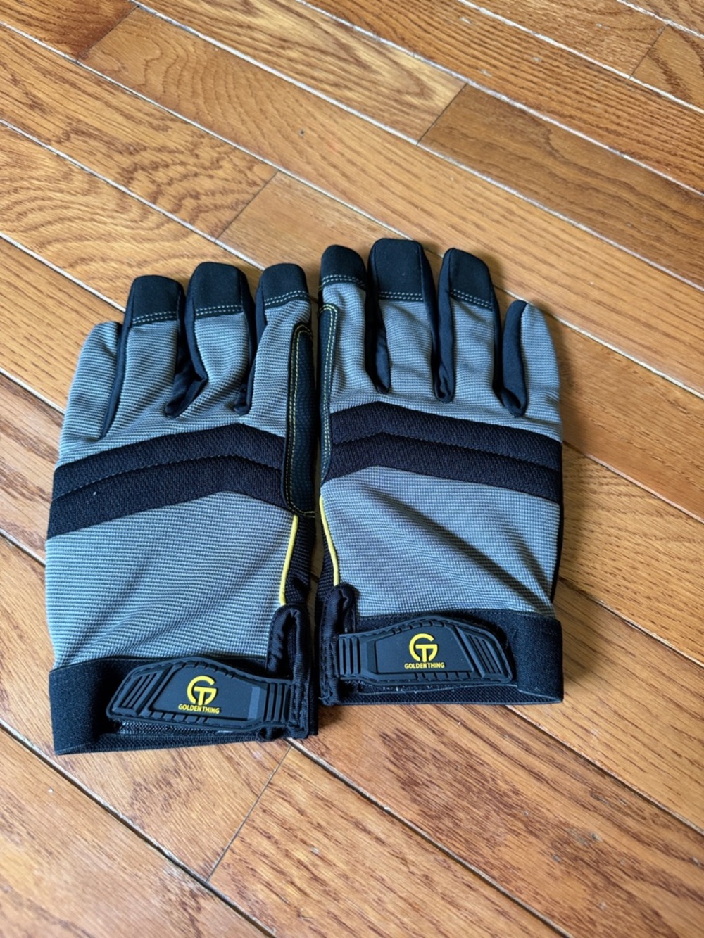 Men's Gray & Black Work Gloves